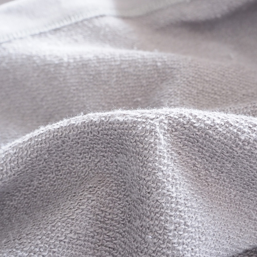 30/10セントラル裏毛×シーチングハンドワッシャー ワイドPO　プルオーバーの素材のアップ