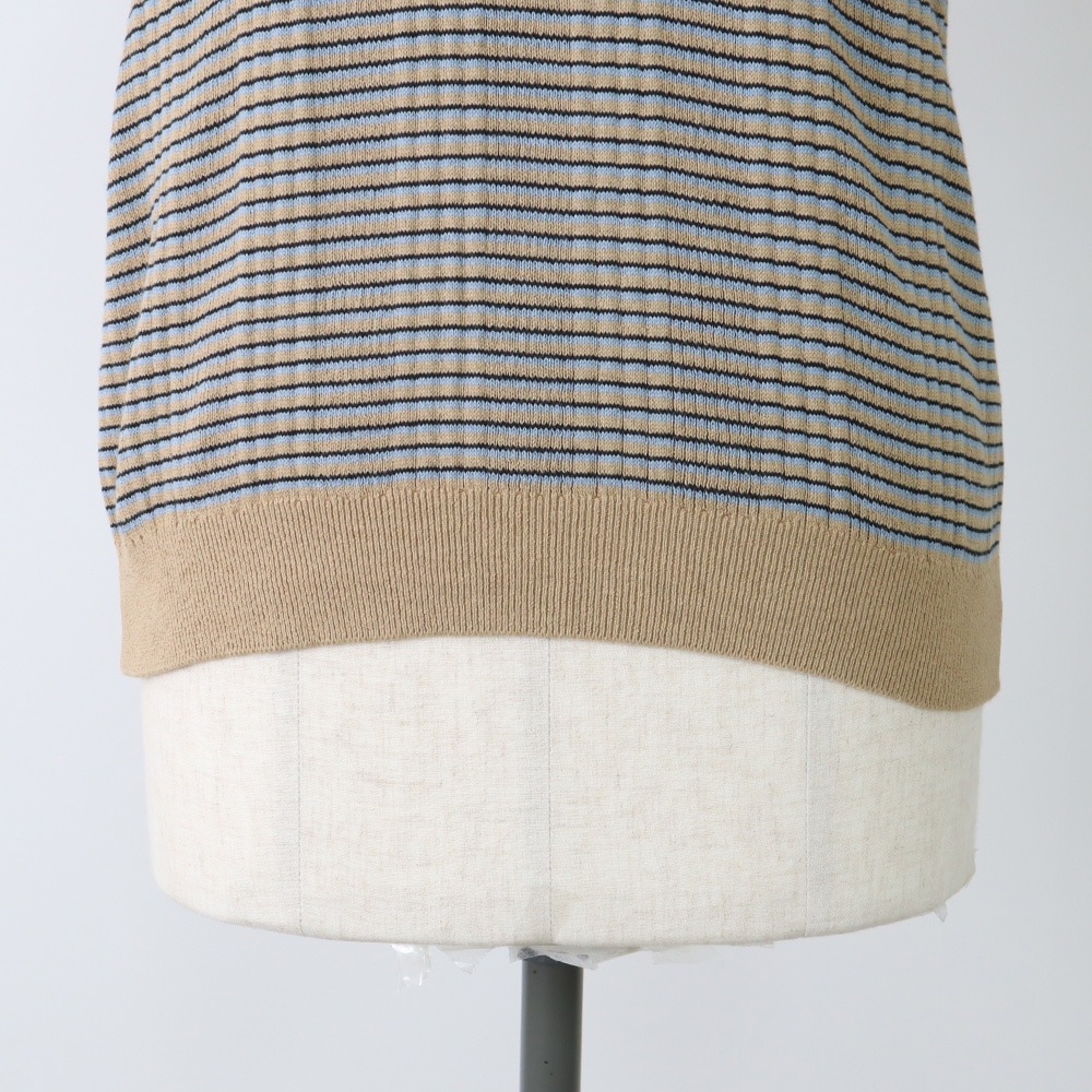 コンパクトヤーン マルチボーダーランダムリブ半袖ニット　ニットの正面ディティール