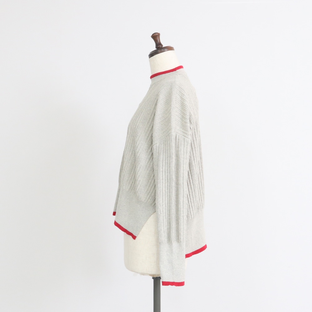 Hidamari Cotton ワイドリブバイカラーコモドニット　ニットの正面ディティール