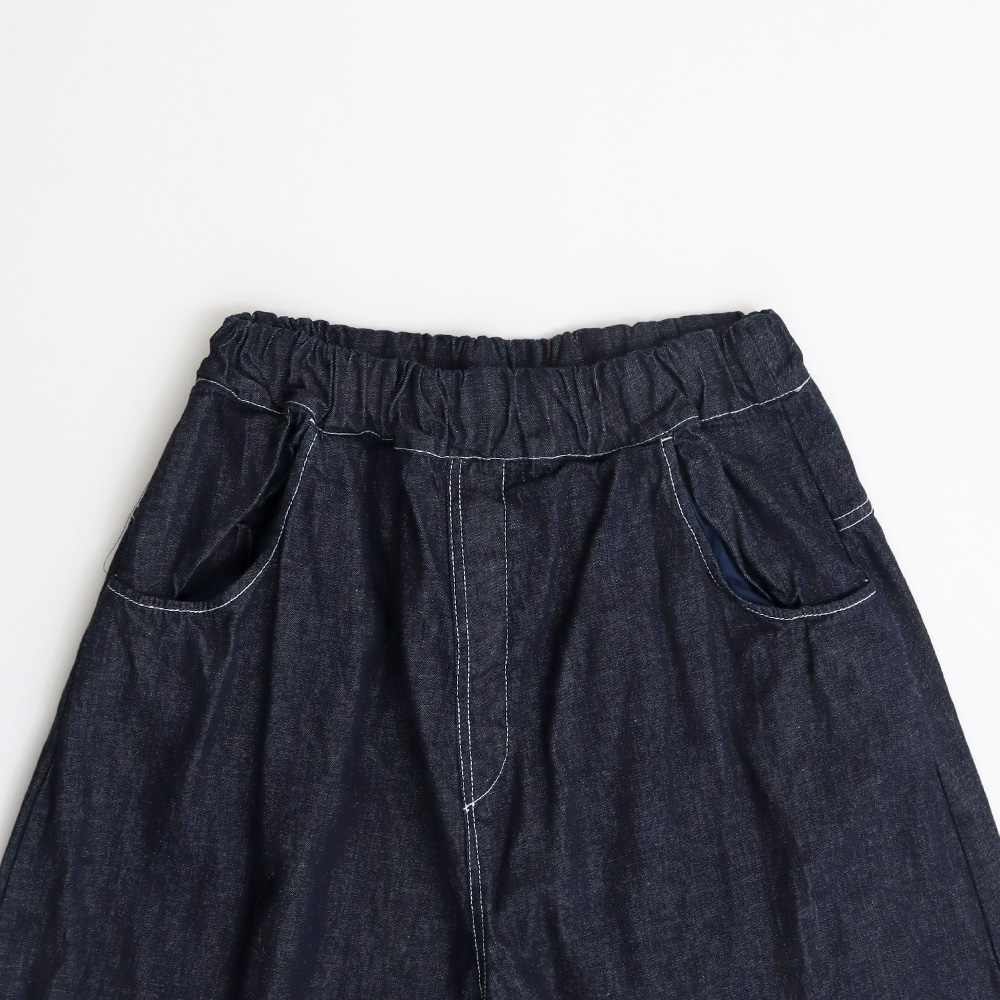 8オンスムラデニム ノッポバギーパンツ　パンツの正面ディティール