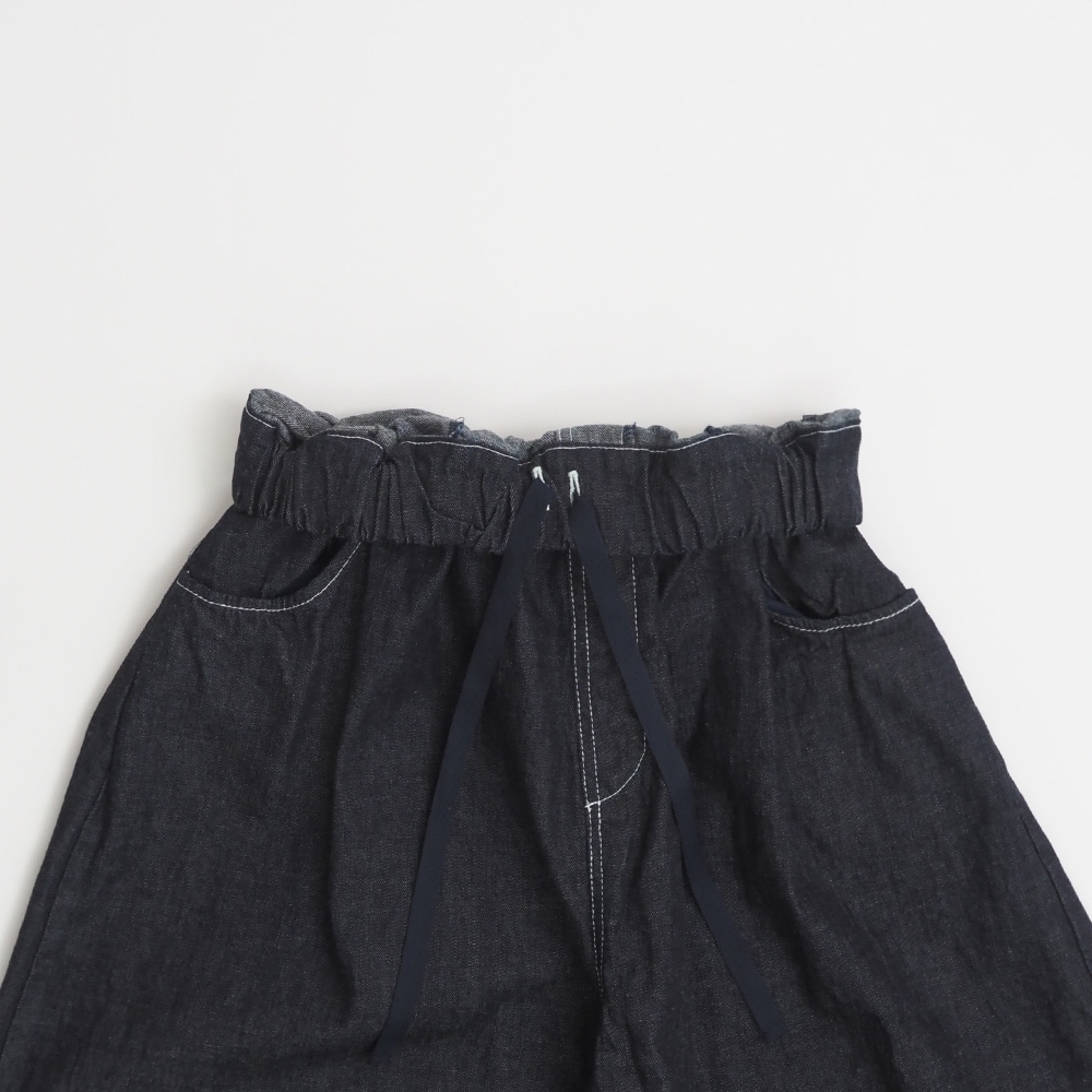 8オンスムラデニム ノッポバギーパンツ　パンツの正面ディティール