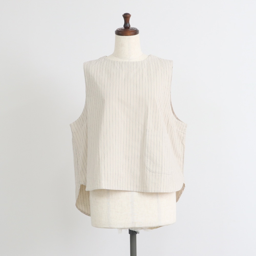 コットンクロスストライプワッシャー ラウンドベスト　ベストの正面ディティール