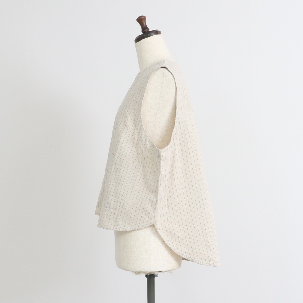 コットンクロスストライプワッシャー ラウンドベスト　ベストの正面ディティール