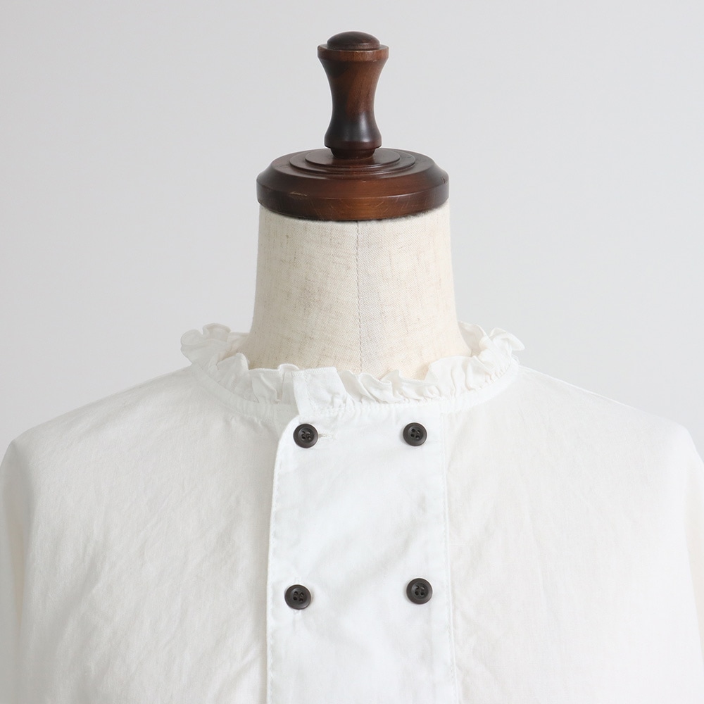 綿/麻キャンブリックワッシャー ギャザーブラウス　ブラウスの正面ディティール