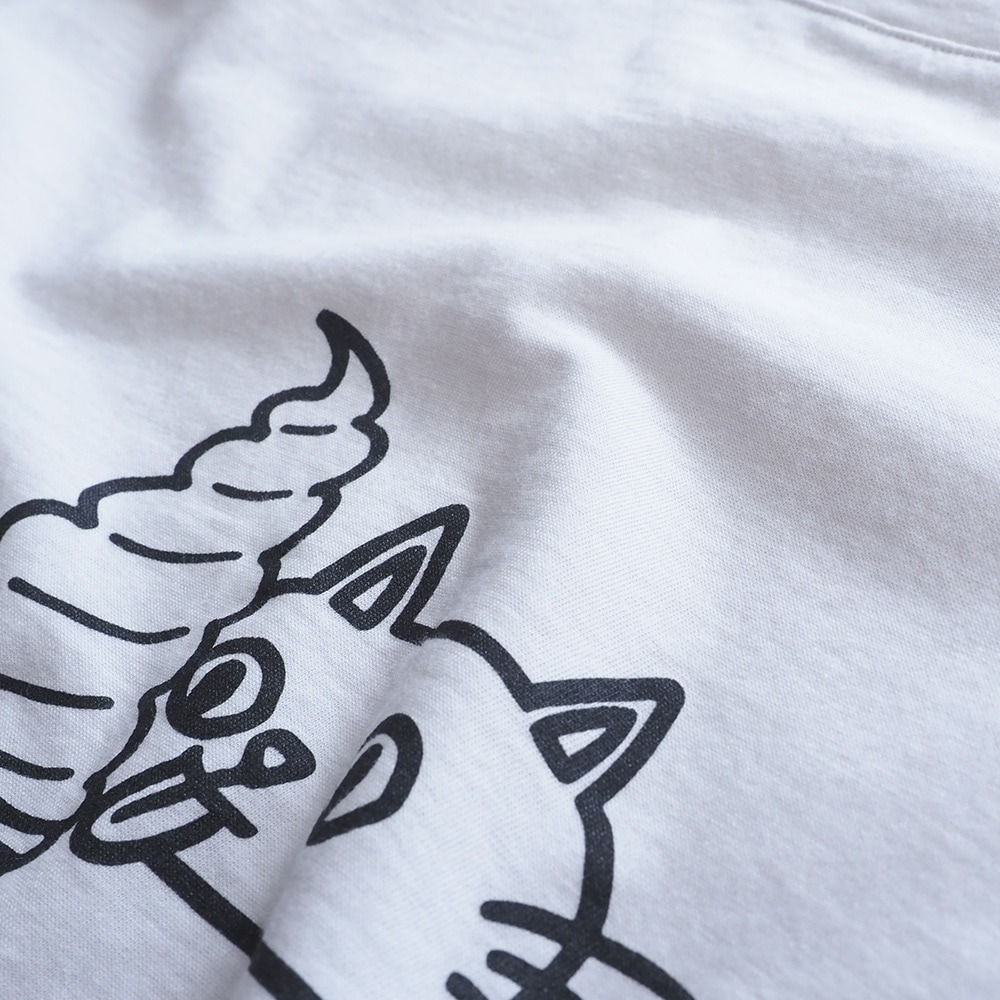 ナチュラルソフト天竺 食いしん坊ねこワイドT Tシャツの素材のアップ