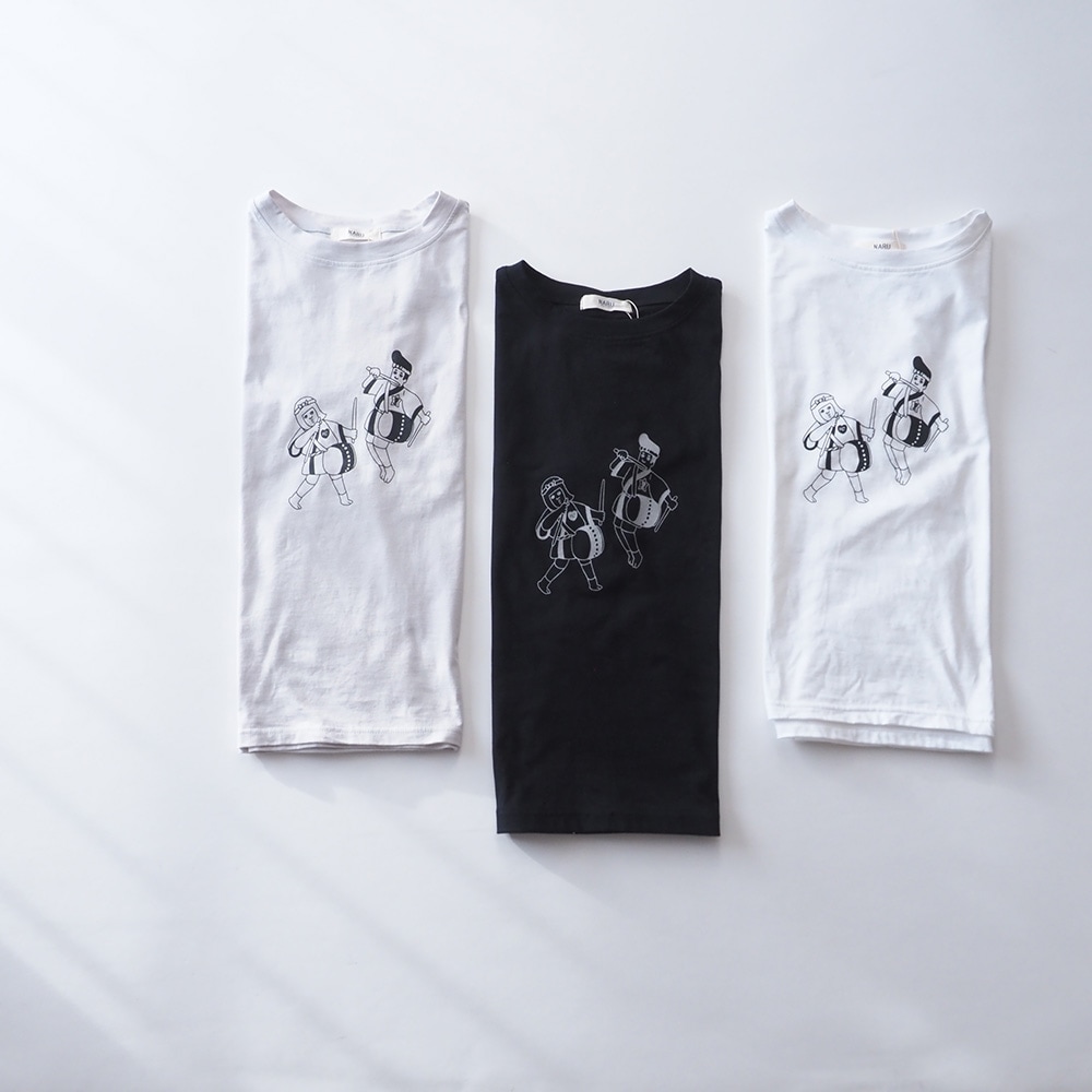 ナチュラルソフト天竺 祭プリントミナミシャツ　Tシャツを着た女性の正面