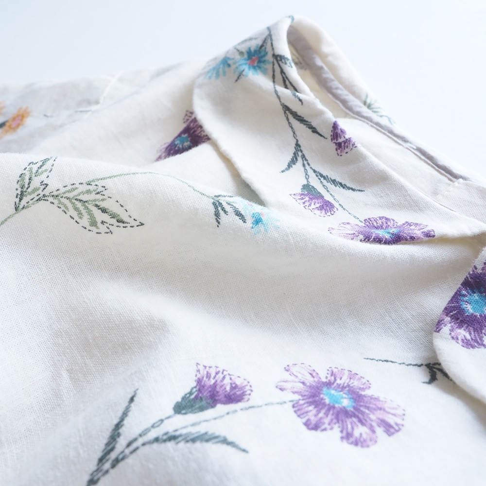 リネンコットン彩りワンピース　ワンピースの素材のアップ"