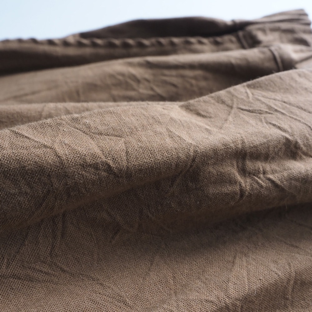 シーチングハンドワッシャー A型ペンギンパンツ　パンツの素材のアップ