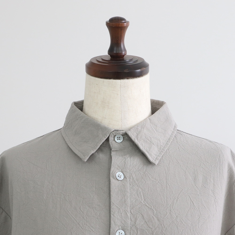 シーチングハンドワッシャー フレアシャツ　シャツの正面ディティール