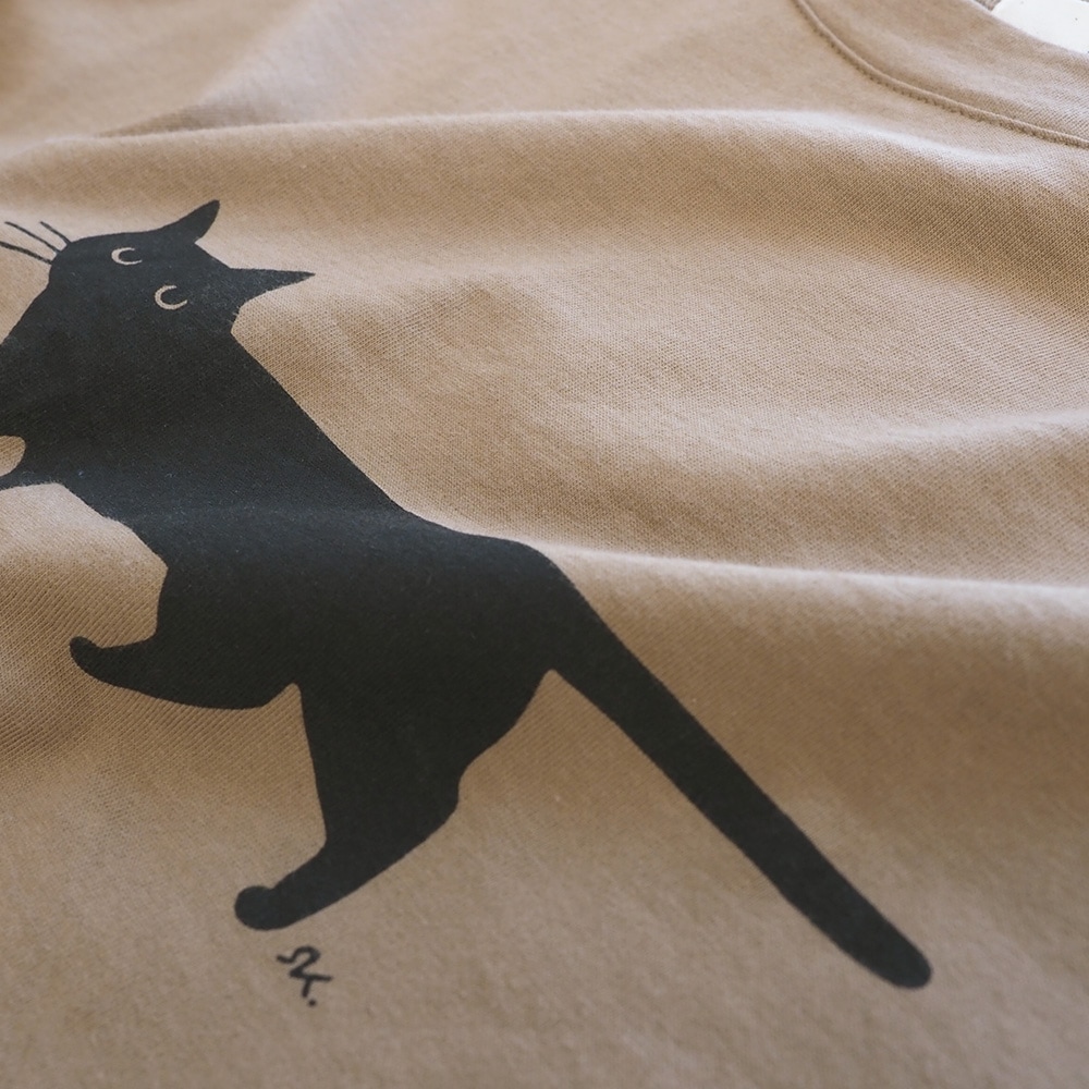 ナチュラルソフト天竺 くろねこシャツ　Tシャツの素材のアップ