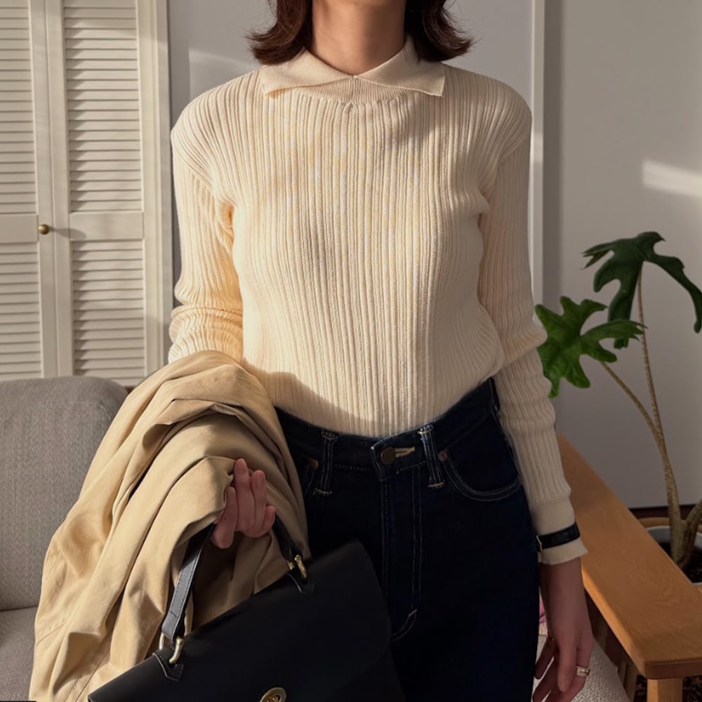 ランダムリブ シャツカラーニット　ニットを着た女性の正面