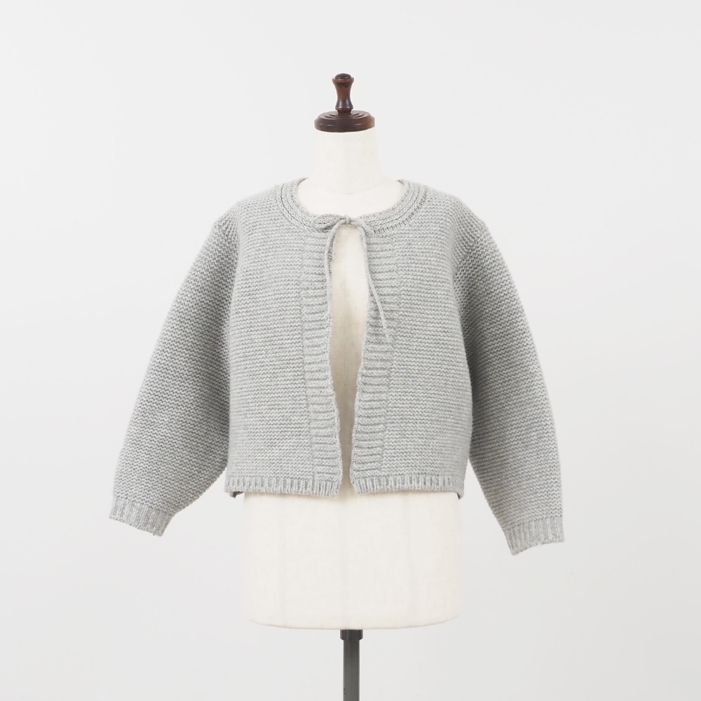 タスマニアラムウールざっくりニットリボンカーデ カーディガンの正面ディティール