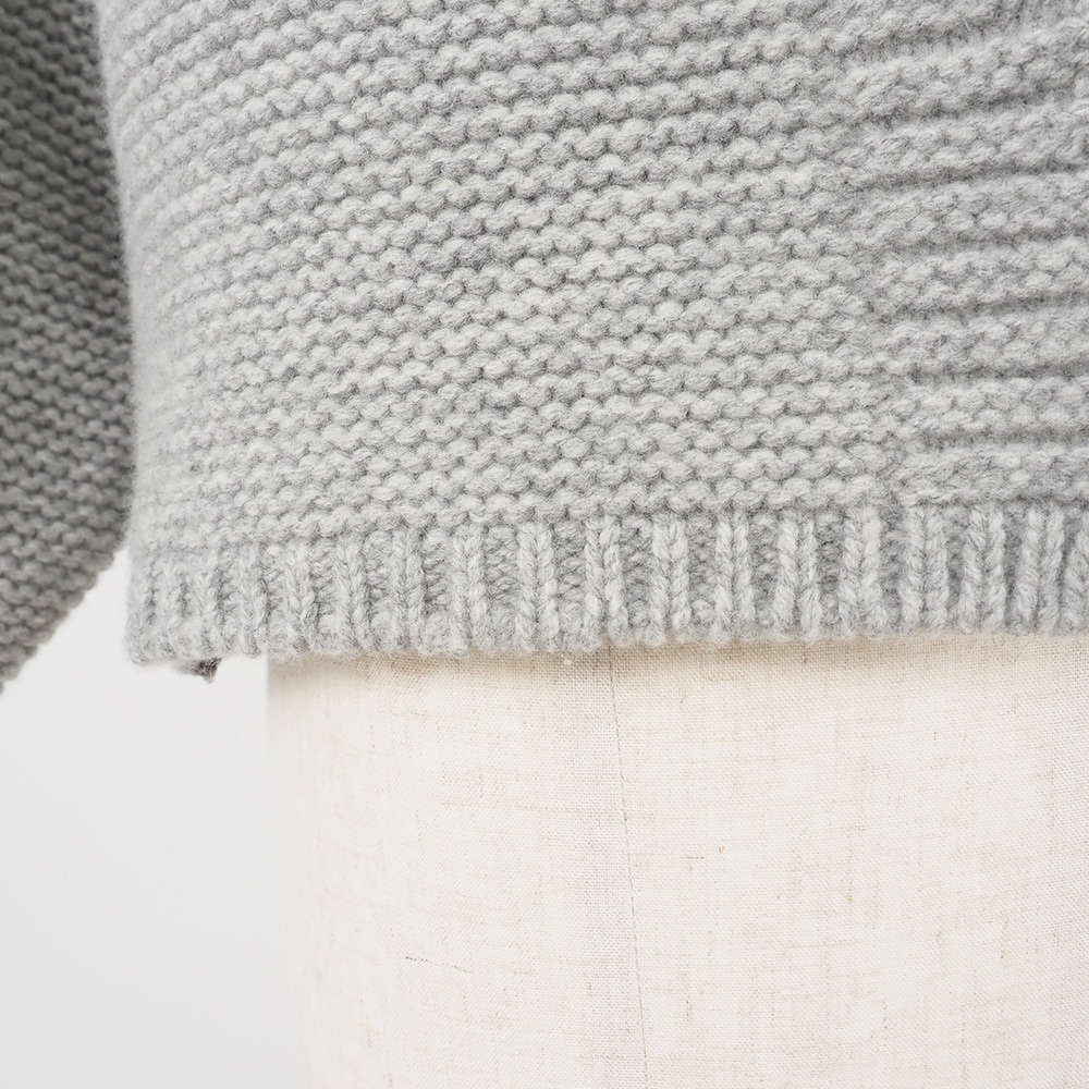 タスマニアラムウールざっくりニットリボンカーデ カーディガンの正面ディティール