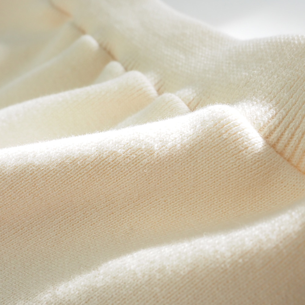 コットンニットパンツ パンツの素材のアップ