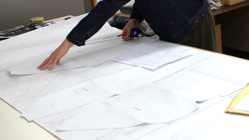 日本製の服にこだわるメイドインジャパンファクトリーブランドnaru