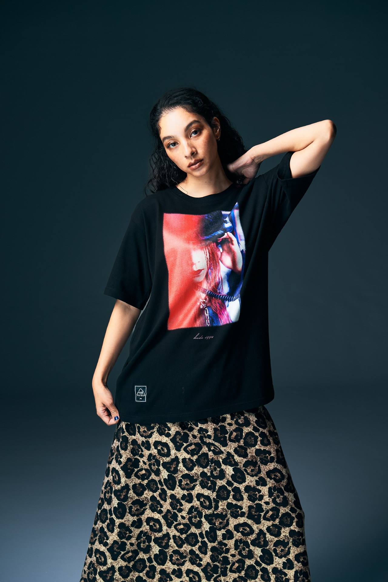 hide Red Gradation T-Shirt