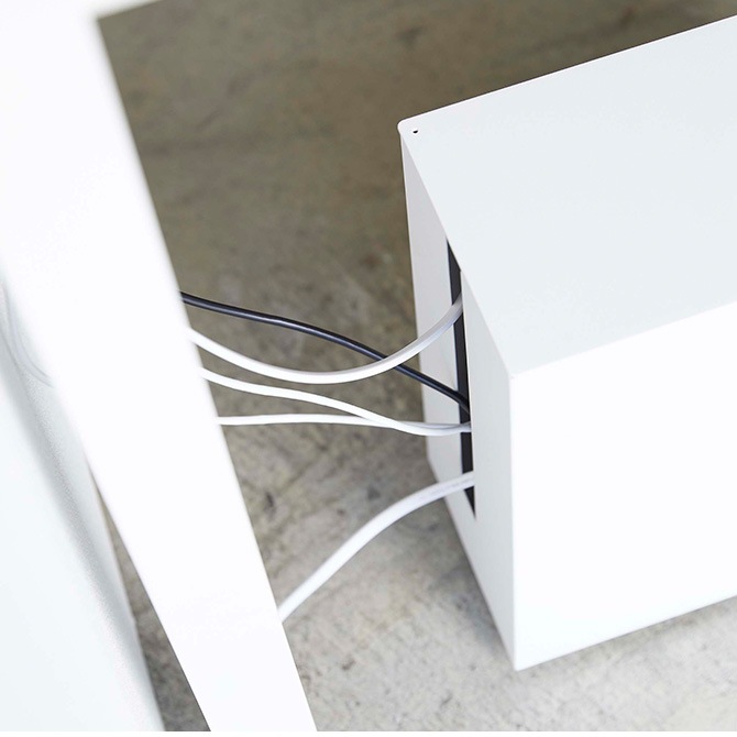 tower タワー キャスター付きケーブル収納ラック  ケーブル 収納 ラック おしゃれ 自宅 オフィス LANケーブル シンプル 白 黒  