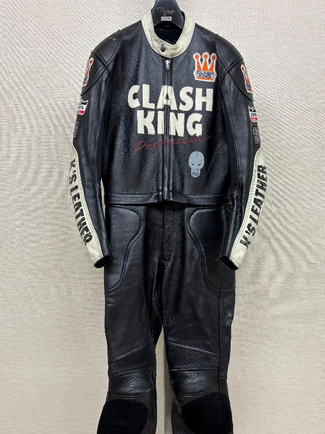 レザースーツ パンチング加工前 1