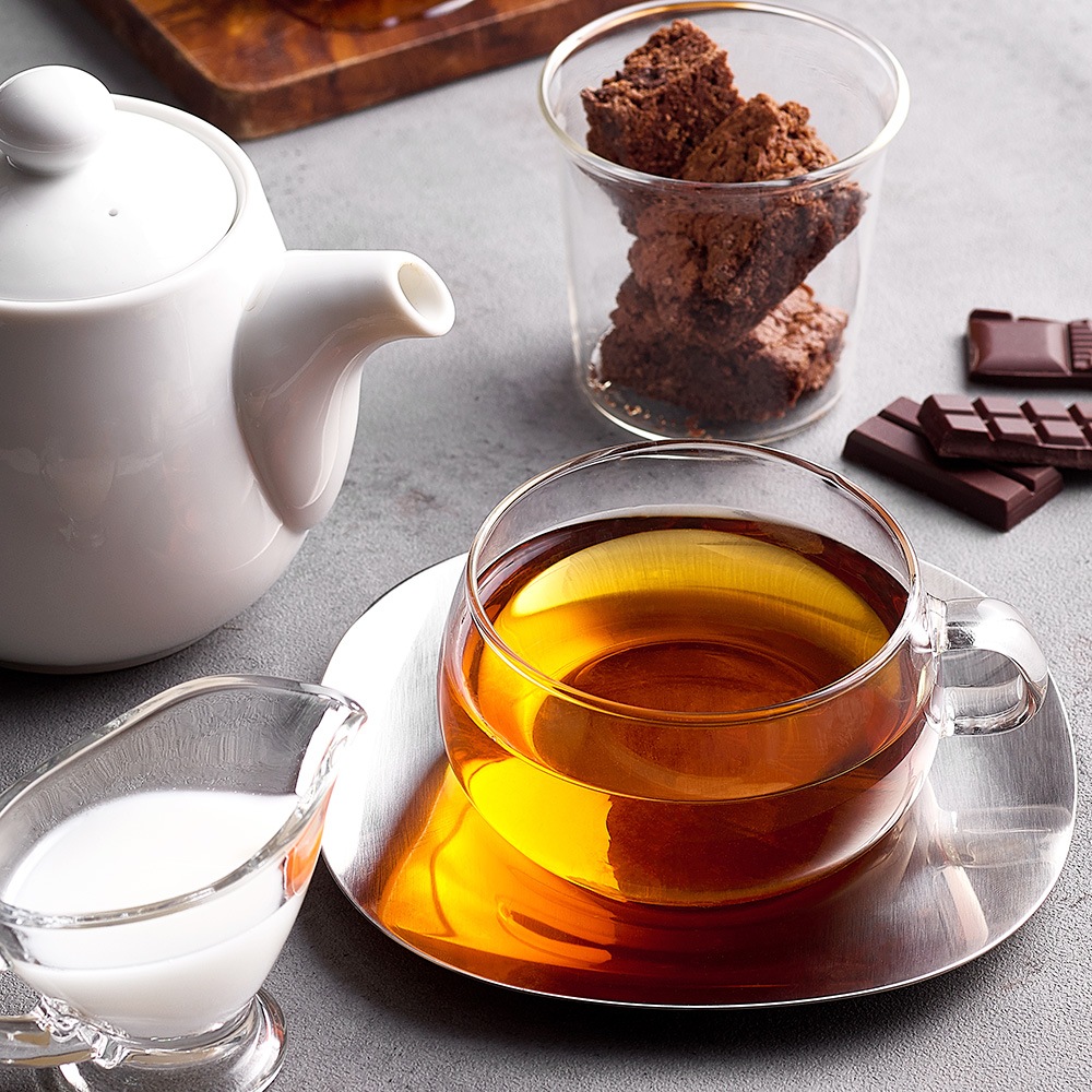 チョコと紅茶の写真