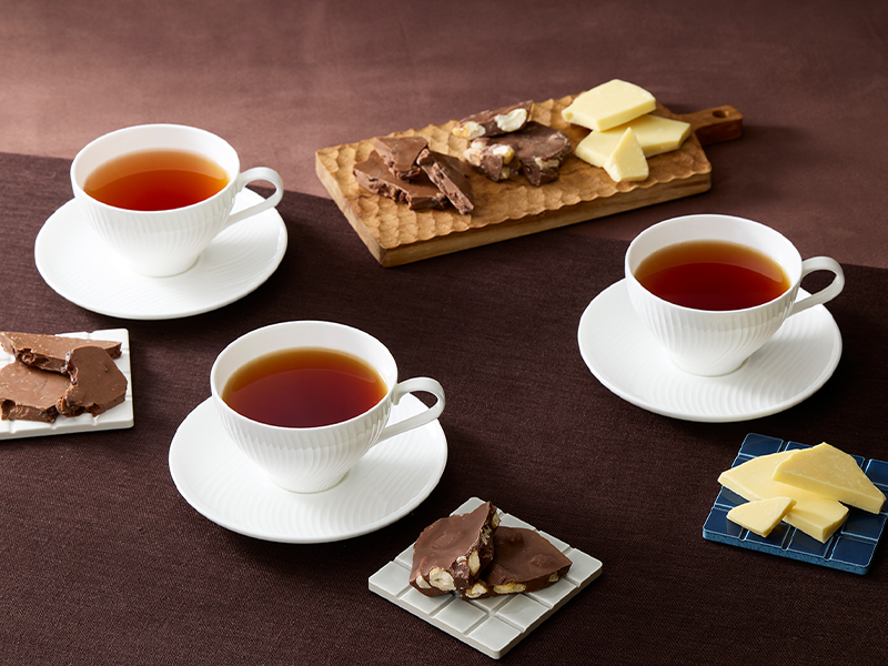 ���祳�졼�Ȥ˹礦���㥬����