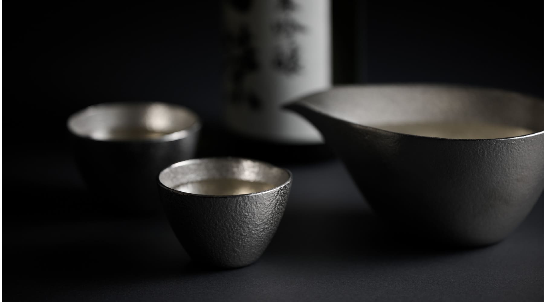 鶴彫刻の純錫製製茶釜 錫製雑貨・酒器の通販は能作オンラインショップ【公式】