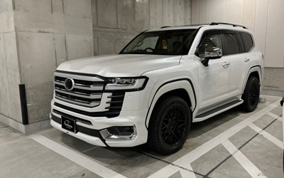 LAND CRUISER