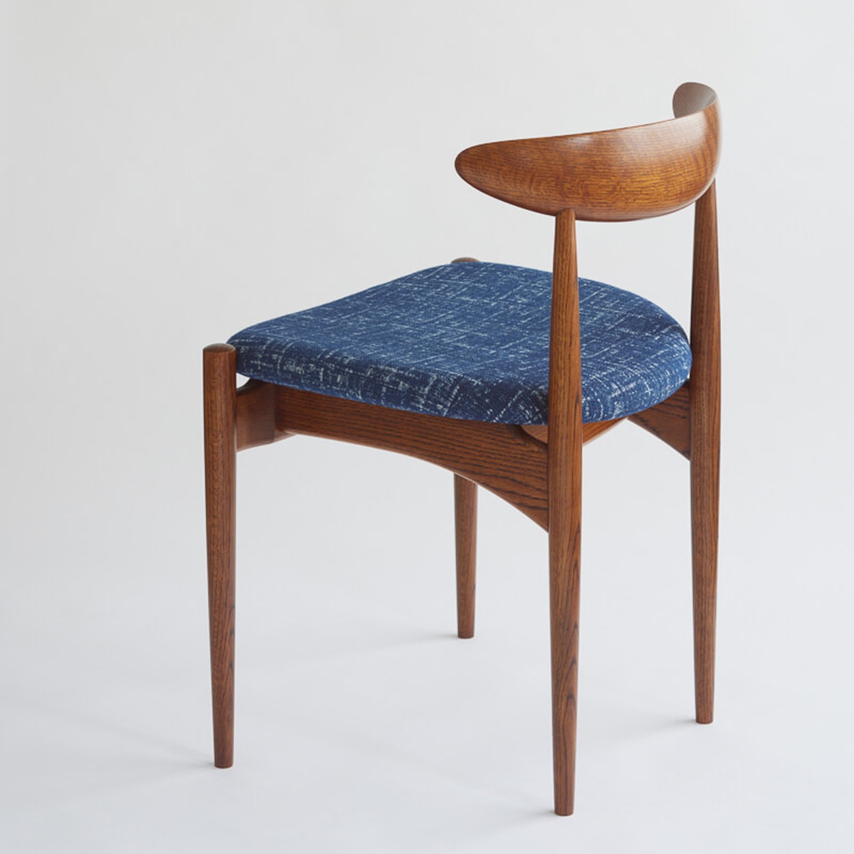 飛騨の家具]石見銀山群言堂×オークヴィレッジ コラボチェア｜オーク