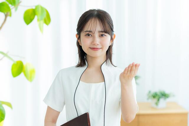 肌質と目的に合わせて選ぶ！施術用オイルの「成分」ガイド