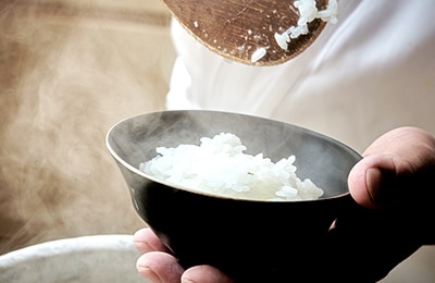 中川一辺陶氏作の雪紋内黒きまぐれ御飯鍋3合炊き | 釜・その他,釜・鍋