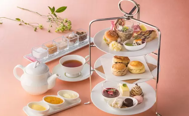 ガーデンラウンジ「坐忘」アフタヌーンティー