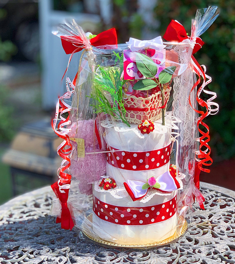 プチサイズ2段 おむつケーキ女の子 プチパルフェ ガールベビー 小振りの2段おむつケーキ おむつケーキ専門店 ベイビーパルフェ