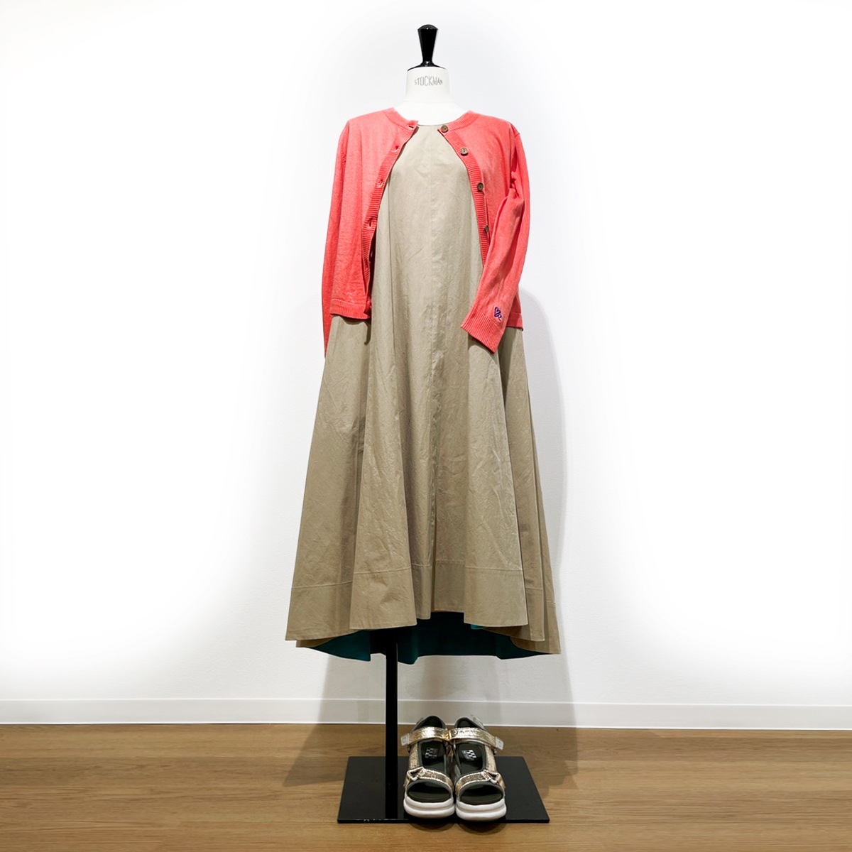 サマーセール初値下げ30 Off 21春夏 Rejoove レジューブ Rj 101 Rjn 003 Pink Beige カーディガンセット ワンピース ピンク ベージュ New In 新入荷 アパレル新入荷 ストックマン 公式オンラインショップ Passage Du Stockman