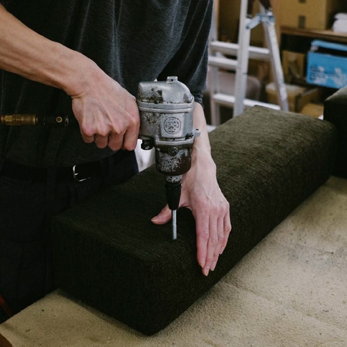 SOFA MAINTENANCE��03