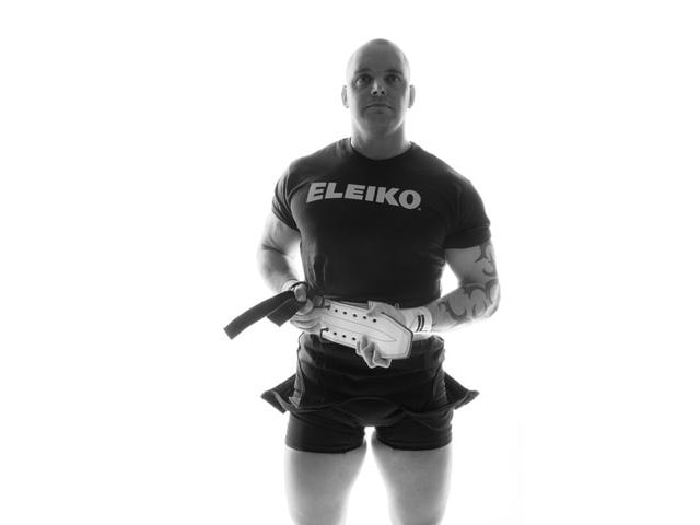 アクセサリ【Eleiko】IPF Powerlifting Belt（ELEIKOパワーリフティングベルト）-PHYSIQUE ONLINE -  フィジーク・オンライン
