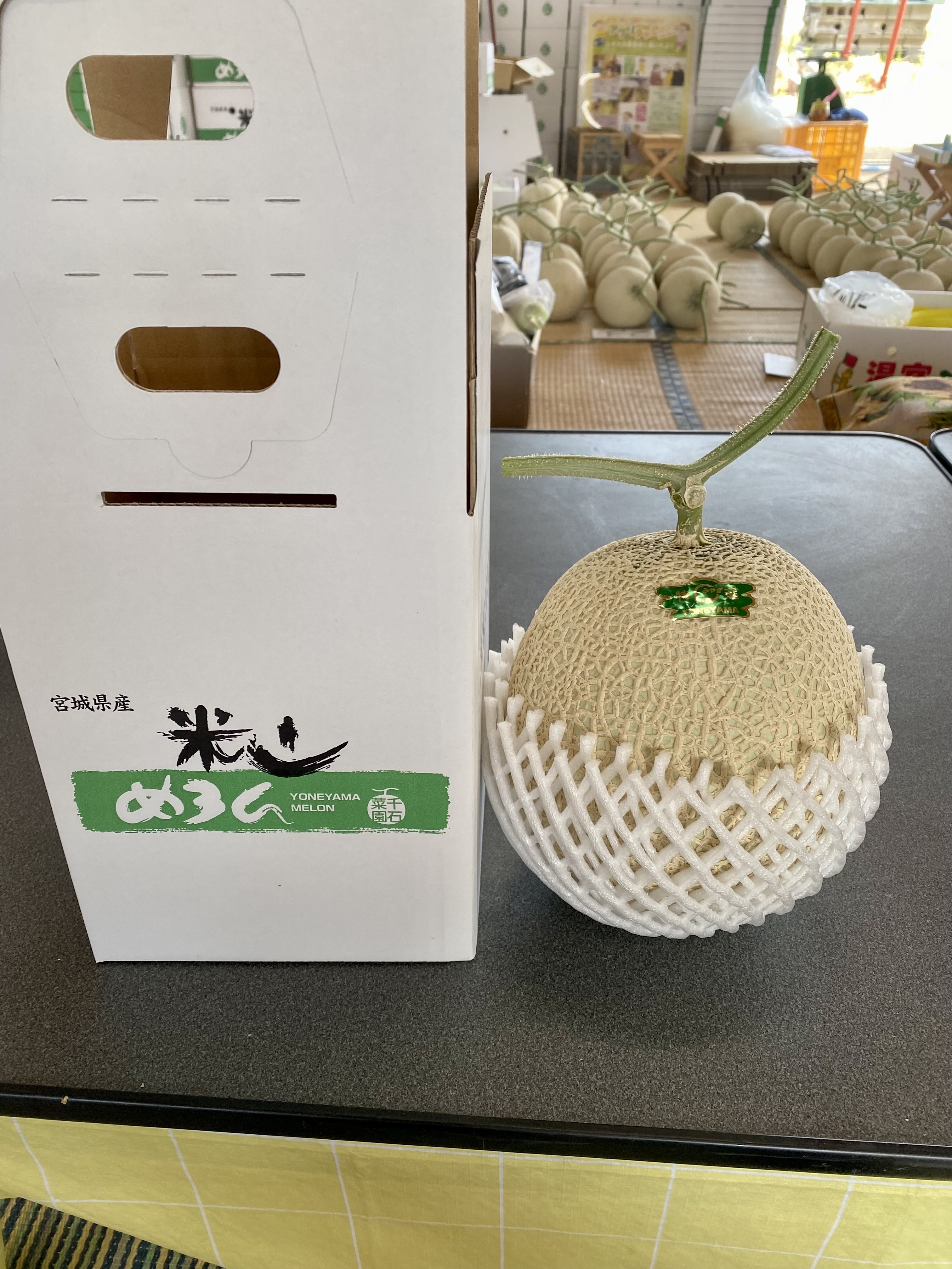 予約開始☆【贈答用・化粧箱2玉入り】1株から1つだけ！こだわりの