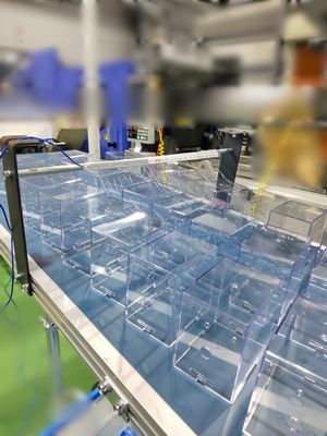 成形工場のコンベアへの設置例
