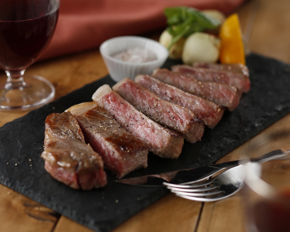 上品でとろけるような食感 和牛サーロインステーキ