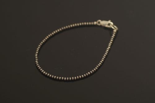 ナバホブレスレット 《ハンドメイド・超極小ビーズ/つや消し 》 17cm