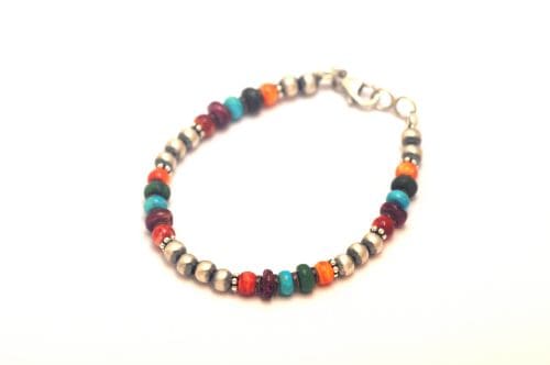 ナバホブレスレット 《キッズ用/ナバホパール＋マルチカラービーズ