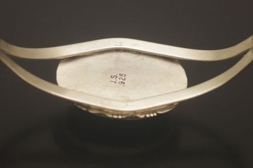 ナバホバングル Sampson Jake作 《オニキス》 内周17.2cm ｜ POWWOW