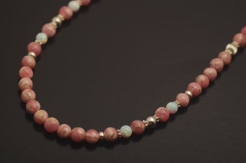 ナバホネックレス 《 ロードクロサイト＆ホワイトオパール