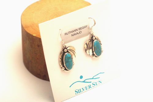 【刻印有】ナバホ族 Ruth Ann Begay ターコイズピアス スターリング 刻印有】ナバホ族 Ruth Ann Begay ターコイズピアス スターリング