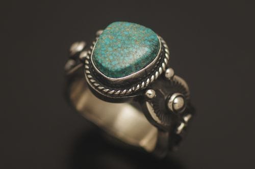 POWWOWナゲッツ】 ナバホリング デリック・ゴードン 作 《ローン