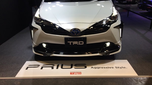 プリウス50系(後期)専用 フロントバンパーガーニッシュ TRD-プリウスパーツ専門店　プリウスカスタムドットコム