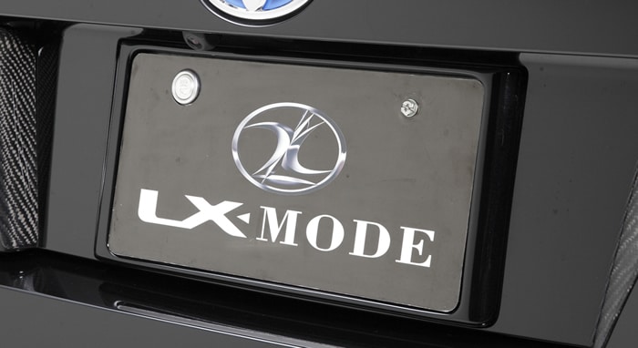 プリウス50系専用 LX-MODE カラードナンバーフレームセットを販売中