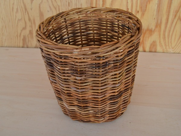 アラログ製鉢カバー L おしゃれなバスケットで8号用鉢カバー ごみ箱 小物入れに ハンドメイド北欧風かごでインテリアをよく 手作りで編まれたラタン 籐 かご Rat かご バスケット 収納用バスケット スタッキング かごバッグとバスケットの専門店 ラタンハウス かごや アラログ製鉢カバー L おしゃれなバスケットで8号用鉢カバー ごみ箱 小物入れに ハンドメイド北欧風かごでインテリアをよく 手作りで編まれたラタン 籐 かご Rat かご バスケット 収納用バスケット スタッキング かごバッグとバスケットの専門店 ラタンハウス かごや