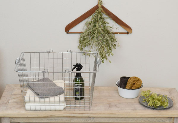 ワイヤーバスケット 深型 スチール シンプル 持ち手つき 整理整頓 インテリア かご 店舗 ディスプレイ用 オシャレ ナチュラル キッチン ガーデン 長角 お買物カゴ 収納 ストック お店 アウトドア 機能的 清潔感 カゴバッグ リビング かご バスケット 収納用バスケット