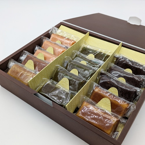 ホテルオリジナルフィナンシェセットの写真