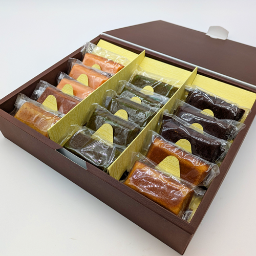 ホテルオリジナルフィナンシェセットの写真