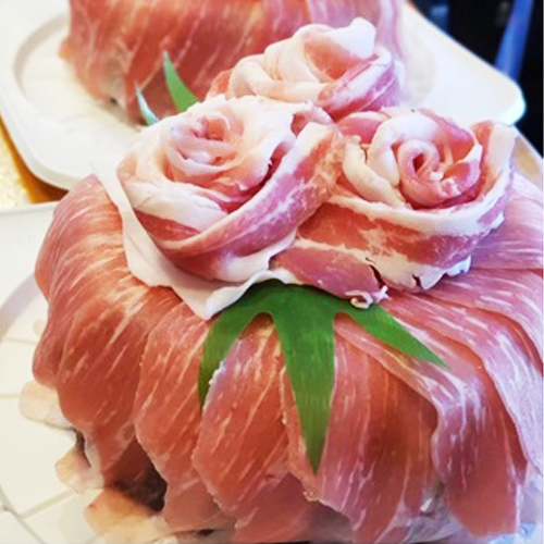 松阪豚の肉ケーキ